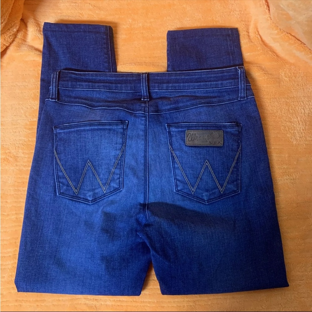 Wrangler Jeans Women Mid High Waist Cropped Tapered Size 28